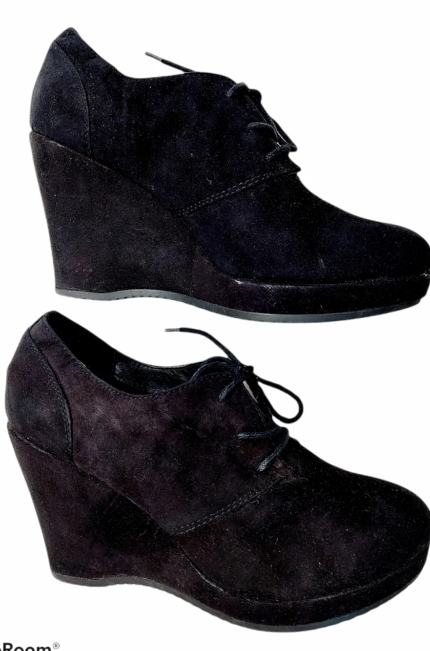 Xappeal Black Suede Wedge Lace Shoe Bootie Size 8